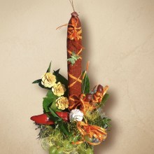 Elegantní klobásová kytice pro muže s motýlkem, výběrovými klobáskami a čerstvou zeleninou.